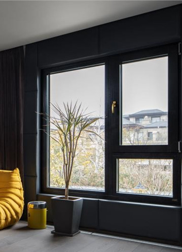 为什么大多数人买窗都研究玻璃？网友：因为影响太大